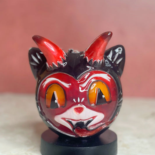 Krampus Cat en colaboración con Spookshow Babe Designs