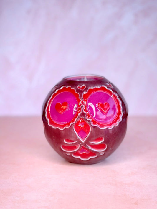 Búho rosa y rojo