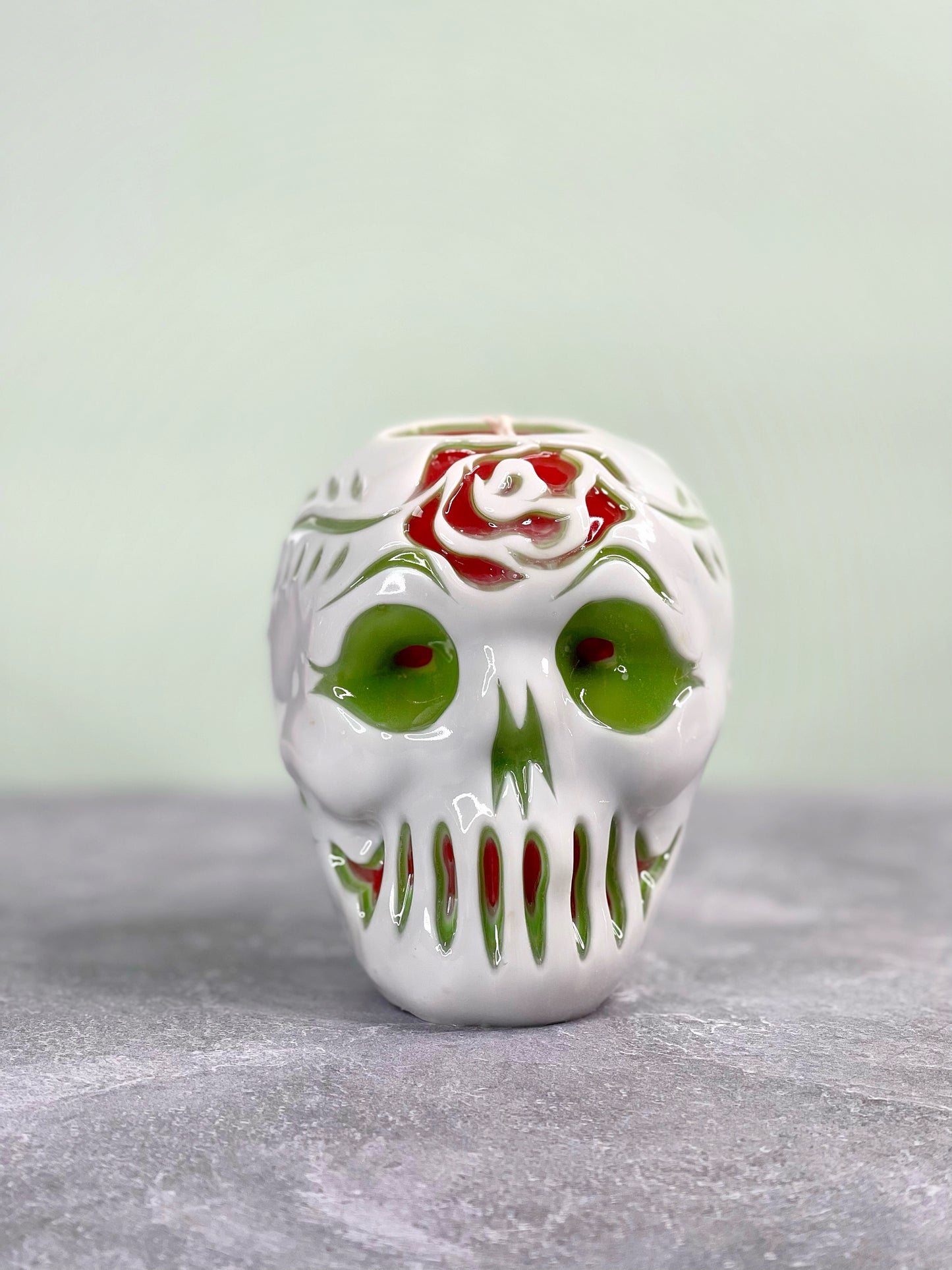 Red/White Rose Skull