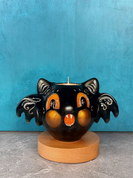 Bellowing Bat in collab w/ Johanna Parker